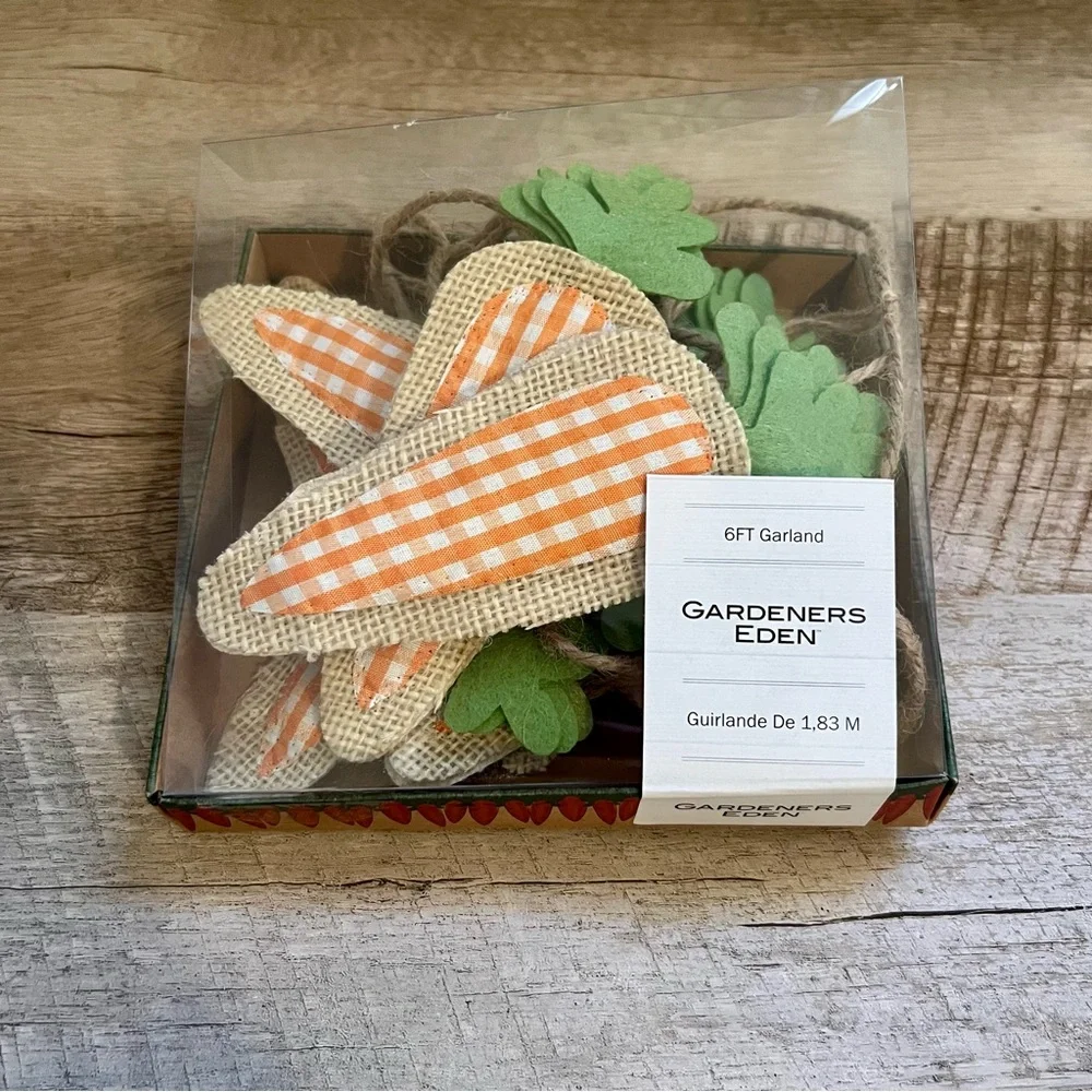 Carrot Garland